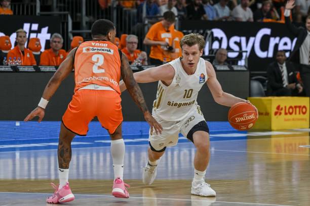 也凸显了上 也凸显了上