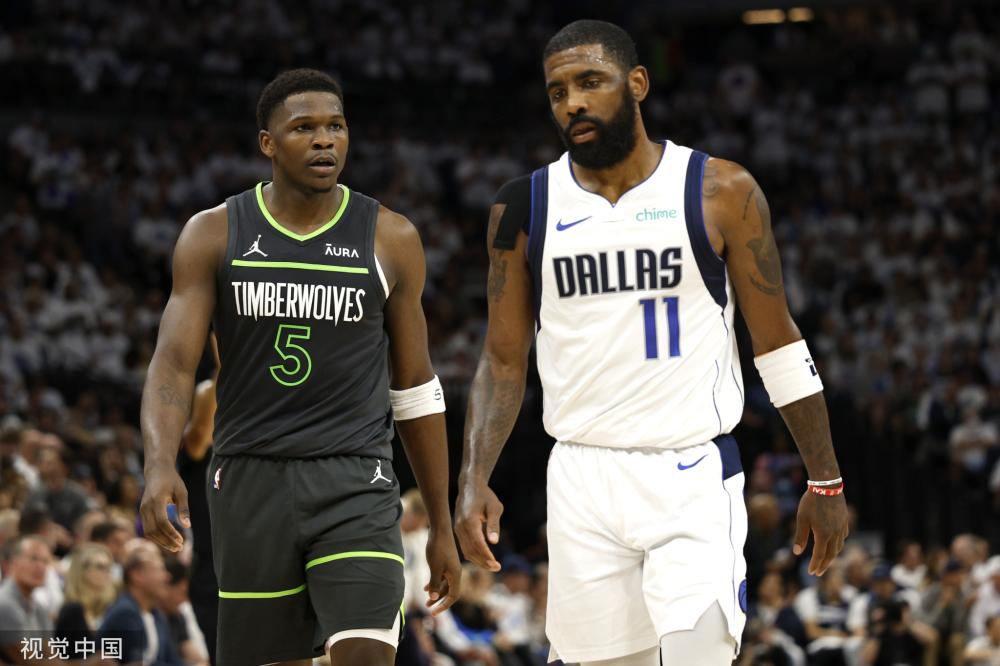 篮球联赛中 篮球联赛中