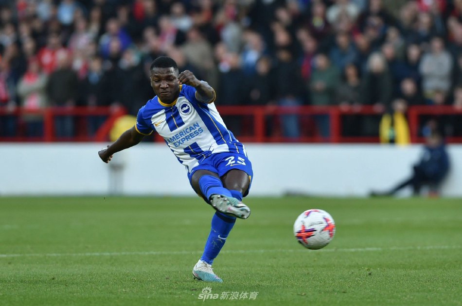 对防守球员 对防守球员